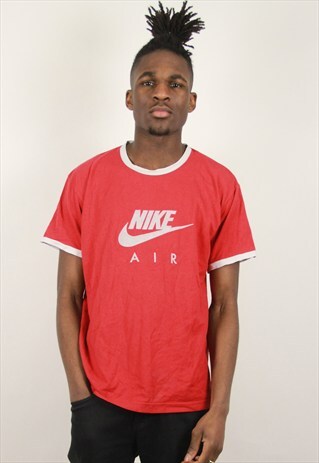 VINTAGE NIKE TSHIRT