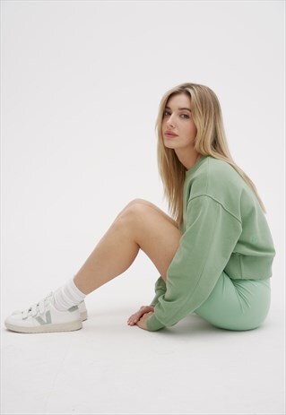 BRIELLA GREEN CROPPED SWEATSHIRT