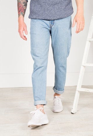 VINTAGE 80S LEVIS SLIM FIT /AVELINASREWORKS/ 0011 / 404