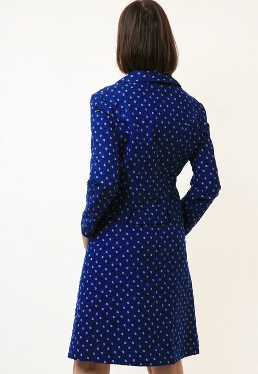 garment image