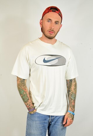 VINTAGE 90S NIKE WHITE BIG LOGO PRINT T SHIRT