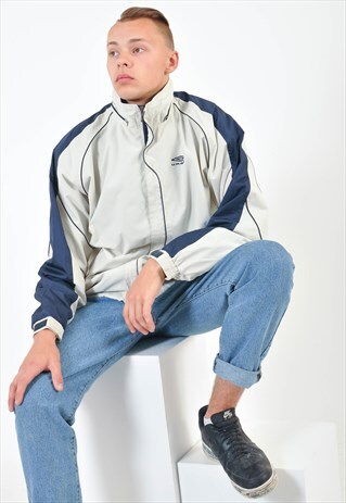 VINTAGE UMBRO JACKET IN BEIGE