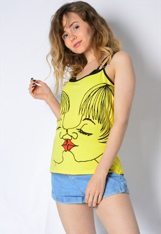 VINTAGE 90S YELLOW GRAPHIC LOVE KISS TOP