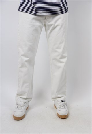 VINTAGE LEVI'S JEANS