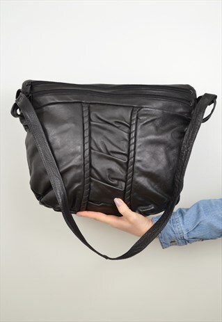 SLOUCH SHOULDER BAG