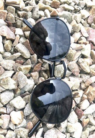 NEW ROUND METAL FRAME BLACK OUT SUNGLASSES