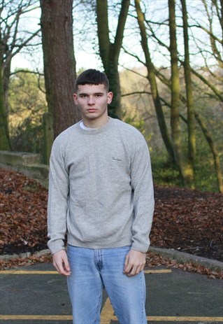 VINTAGE GREY THOMAS BURBERRY WOOL KNIT SWEATER