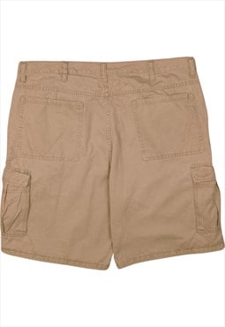 Vintage Wrangler Shorts  Details: Cargo pockets Colour: Tan 