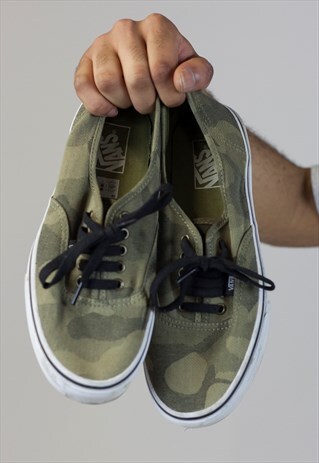 VINTAGE VANS CAMO PATTERN TRAINERS