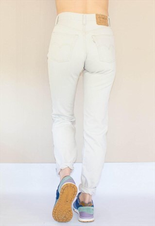 VINTAGE 90'S CREAM LEVI'S JEANS