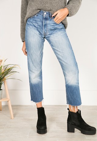 VINTAGE 80S LEVI'S 501 CUT OFF /AVELINASREWORKS/ C414