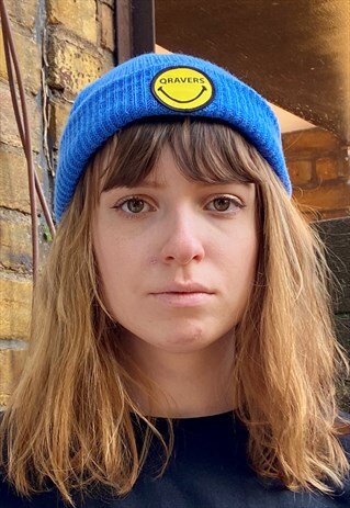 BLUE BEANIE HAT WITH QRAVERS PATCH
