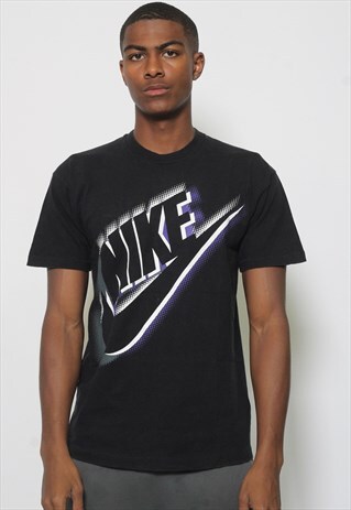 VINTAGE NIKE T-SHIRT