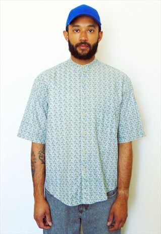 90S GRANDDAD ROUND COLLAR GEOMETRIC PRINT SHIRT MEDIUM