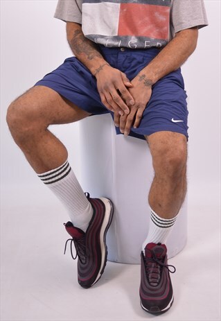 VINTAGE NIKE SHORTS BLUE
