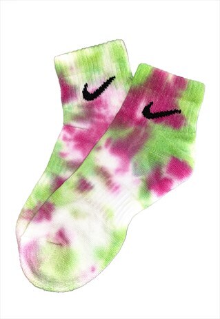 NIKE UNISEX QUARTER TIE DYE SOCKS STRAWBERRY LIME