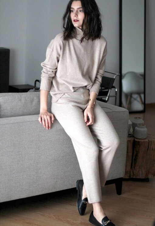 garment image