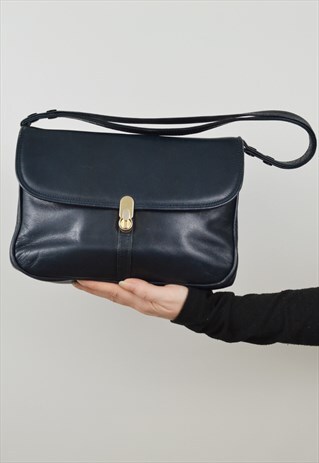 FLIP LID HANDBAG