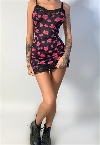 90'S GRUNGE LACE TRIM FLORAL SLIP DRESS
