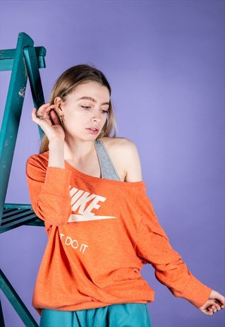 VINTAGE NIKE SWEATER IN ORANGE A TICK LOGO PRINT