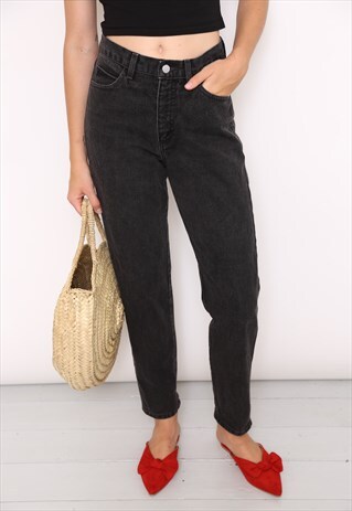 VINTAGE GUESS BLACK HIGH WAISTED MOM JEANS
