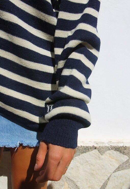 garment image