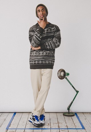 VINTAGE COOGI STYLE JUMPER IN GREY 90'S STYLE