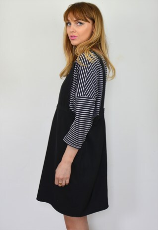 VINTAGE 90S BLACK PINAFORE DUNGAREES DRESS