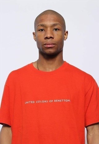VINTAGE UNITED COLOURS OF BENETTON SPELL OUT LOGO T-SHIRT
