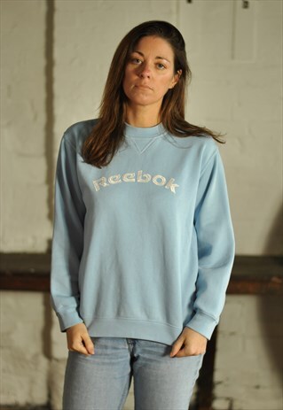 VINTAGE REEBOK SWEATER