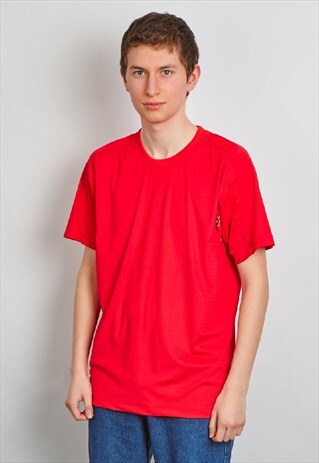 RARE VINTAGE 90'S PRADA RED POCKET DETAIL T-SHIRT
