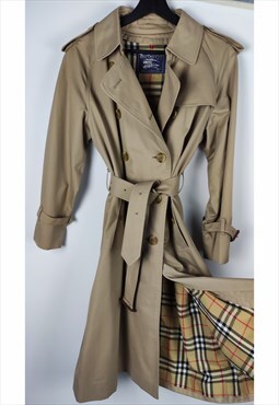 Vintage Burberry Trenchcoat in Beige with Nova Check, Lining