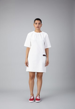 SHIFT DRESS WITH PATCH POCKET IN WHITE
