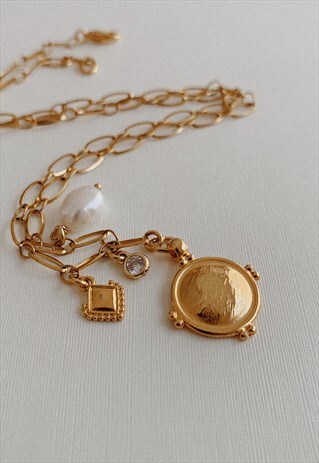 ARBE NECKLACE