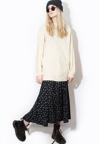 VINTAGE 80'S KNITTED OVERSIZED CABLE KNIT ARAN JUMPER 90'S