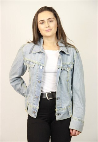 VINTAGE DENIM LEVIS JACKET