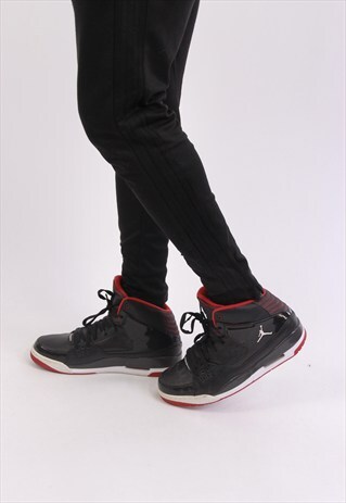 VINTAGE JORDAN TRAINERS