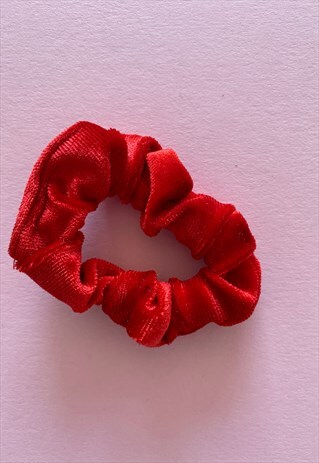 SMALL BRIGHT RED SCRUNCHIE