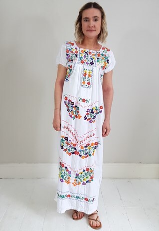 VINTAGE 70'S WHITE FLORAL EMBROIDERED MEXICAN MAXI DRESS
