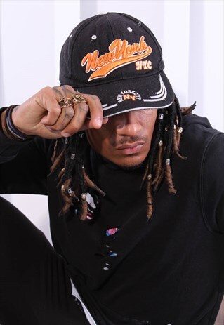 VINTAGE 90S BLACK NEW YORK CAP. HAT. FESTIVAL.