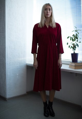 VINTAGE 80'S CHERRY RED VELVET MIDI DRESS
