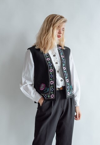 VINTAGE 70S BOHO EMBROIDERED VEST WITH FLOWERS