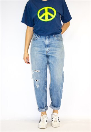 VINTAGE LEVI'S 550 STONEWASH DISTRESSED MOM JEANS