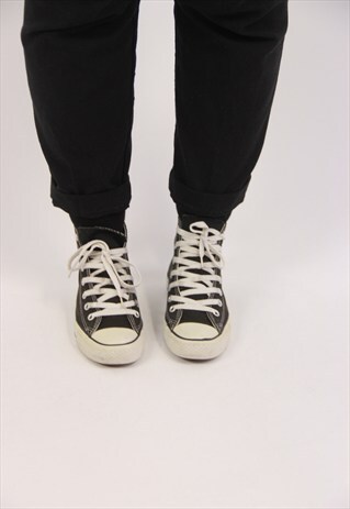VINTAGE CONVERSE TRAINERS