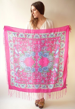 1980'S VINTAGE LARGE SQUARE BIRD & FLORAL PRINT WOVEN SCARF