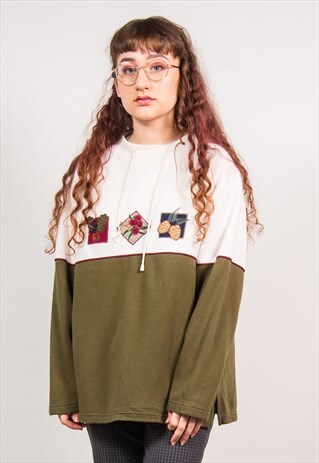 VINTAGE 90'S WHITE & GREEN NATURE PRINT SWEATSHIRT