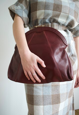 VINTAGE 80'S LARGE LEATHER CLUTCH BAG