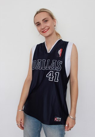 VINTAGE 90S DALLAS NFL NOWITZKI BASKETBALL USA JERSEY VEST