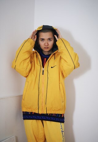 VINTAGE NIKE PUFFER PADDED JACKET