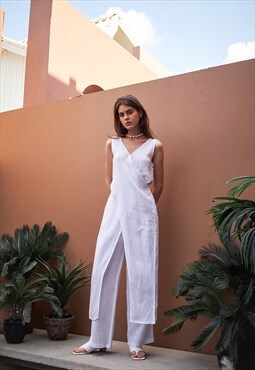 RICOCHET v-neck sleeveless sustainable linen top 